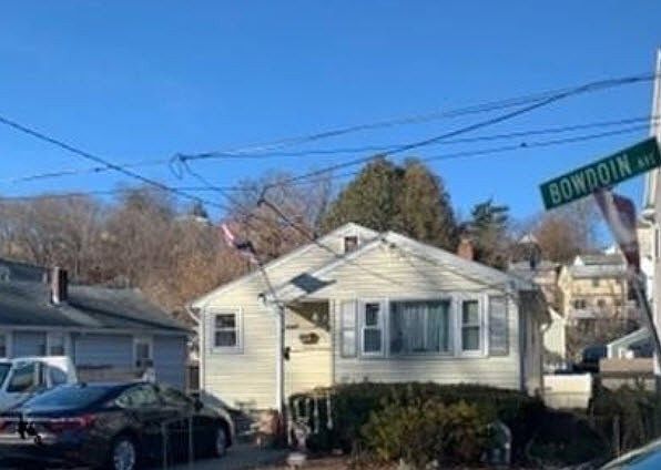 2nd image of 101 Bowdoin Ave