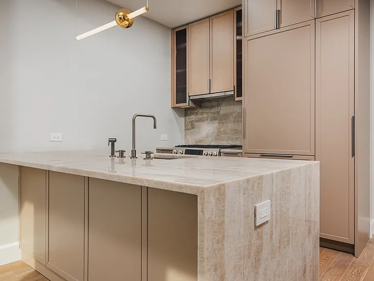 262 9th St #801 — Photo 4