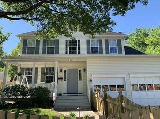5840 18th St N, Arlington, VA 22205