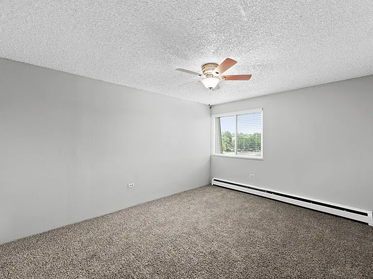 The Wesley Apartments — Photo 16
