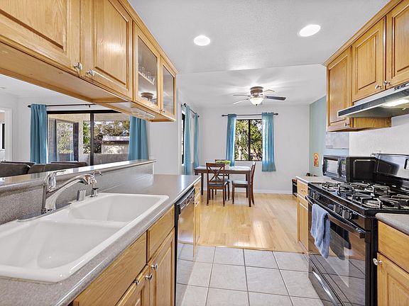 4th image of 25166 Birch Grove Ln #6