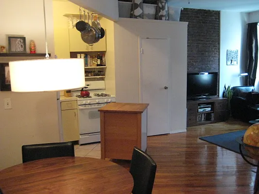 Rented by Magnone Real Estate | media 58