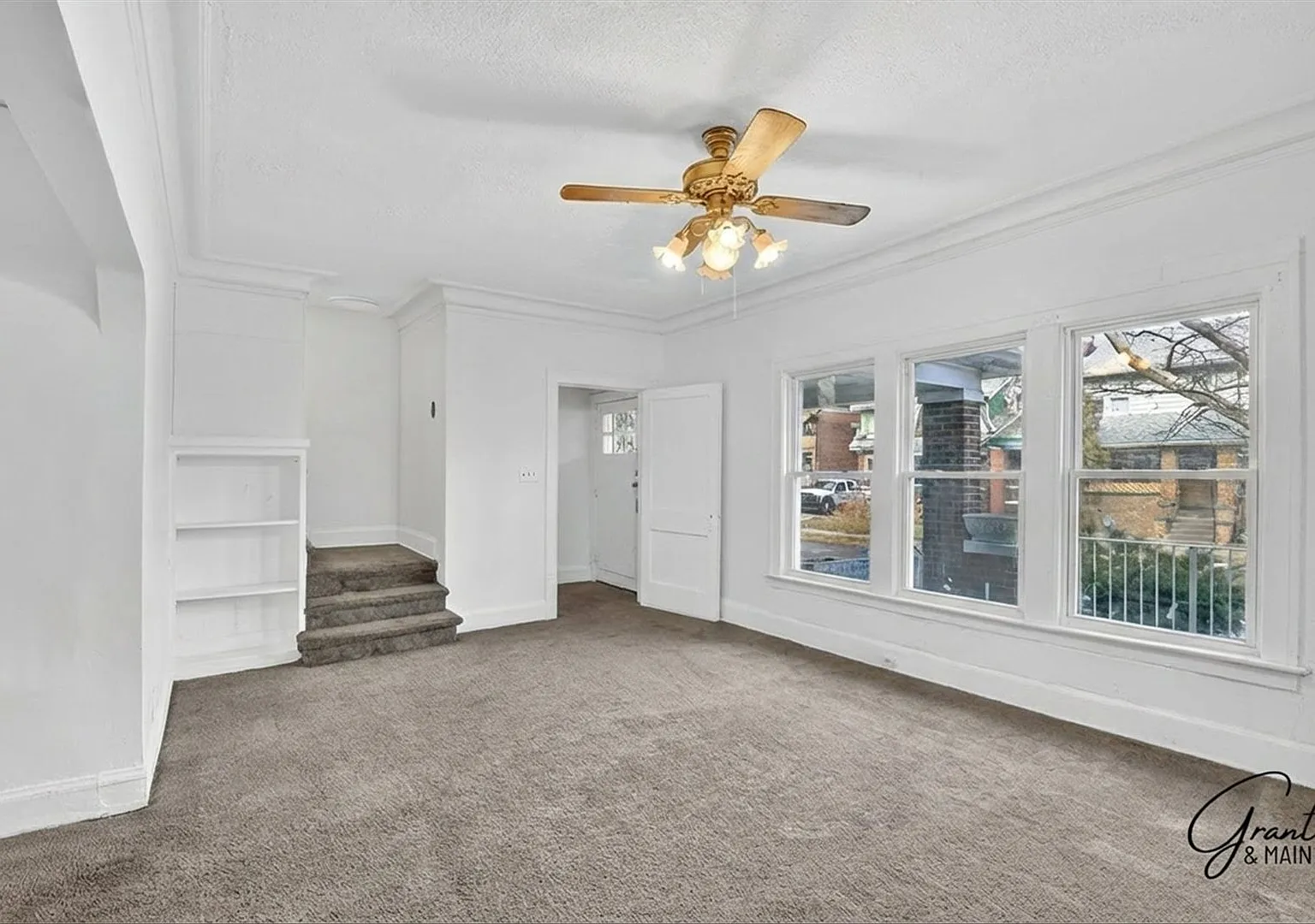 $1550 4 bedroom — Photo 4