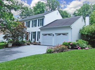 117 Mountain Oaks Rd, Yardley, PA 19067