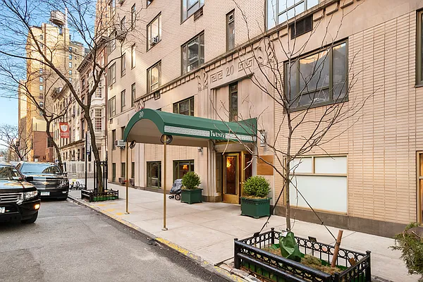 Sold by Compass | media 34