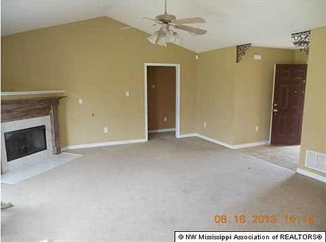 2nd image of 1944 Willow Park Dr