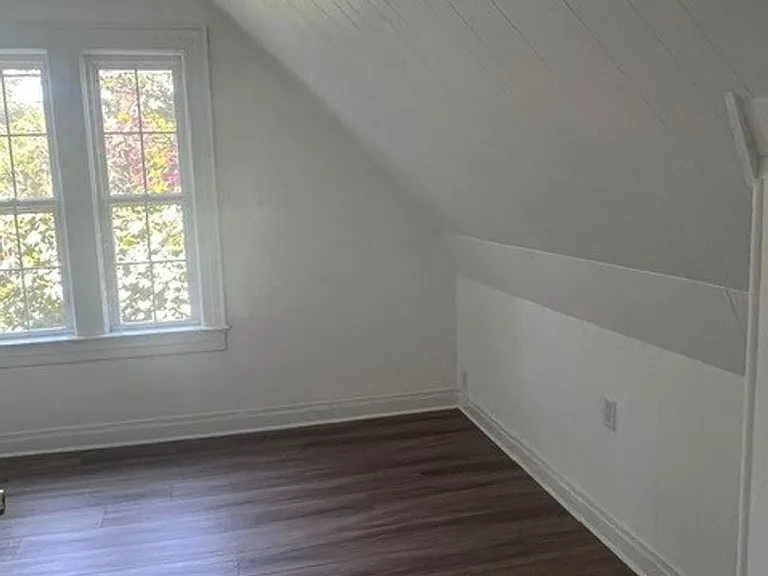 201 E Gilmer Park — Photo 18