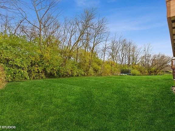 4th image of 619 Cygnet Lake Dr