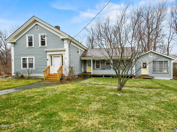 111 Columbia St, Adams, MA 01220