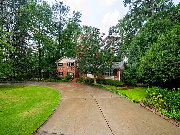 3rd image of 6401 Whiteoak Rd