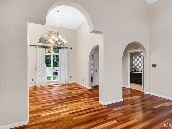 2nd image of 3930 White Rose Ln