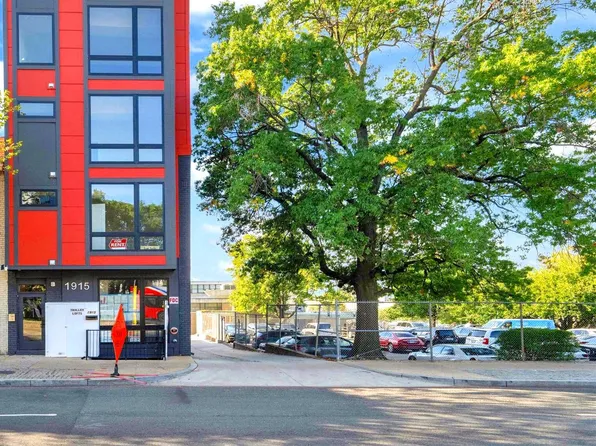 1915 Benning Rd NE #4, Washington, DC 20002