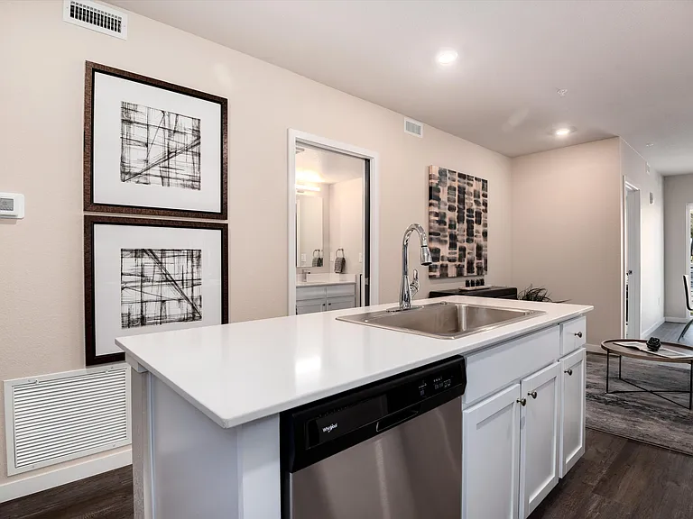 WestEdge Apartments — Photo 56