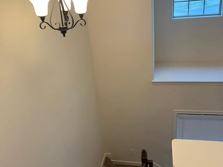 2361 Novin Dr — Photo 16