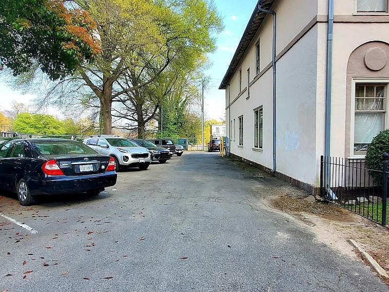 2nd image of 219 S Cherry St APT 1B