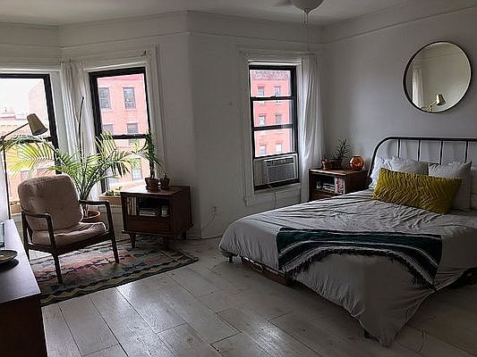 1st image of 232 Lexington Ave #3