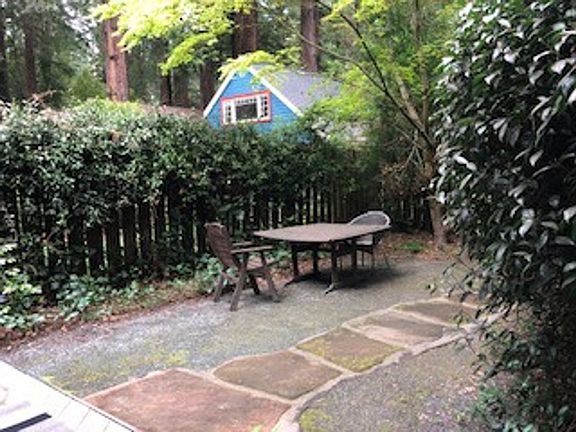 2nd image of 271A Madrone Ave