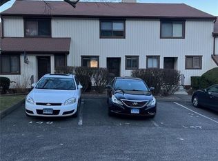 147 Beacon Hill Cmn UNIT 147, Beacon Falls, CT 06403