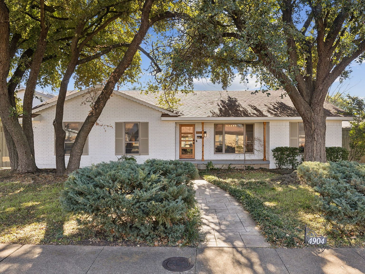4904 Chilton Dr, Dallas, TX 75227 | Zillow