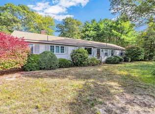 200 Lumbert Mill Rd, Barnstable, MA 02630