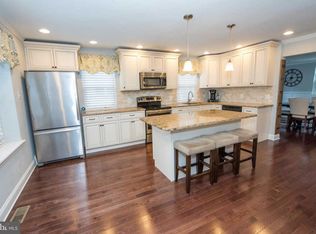 1585 Rockwell Rd, Abington, PA 19001