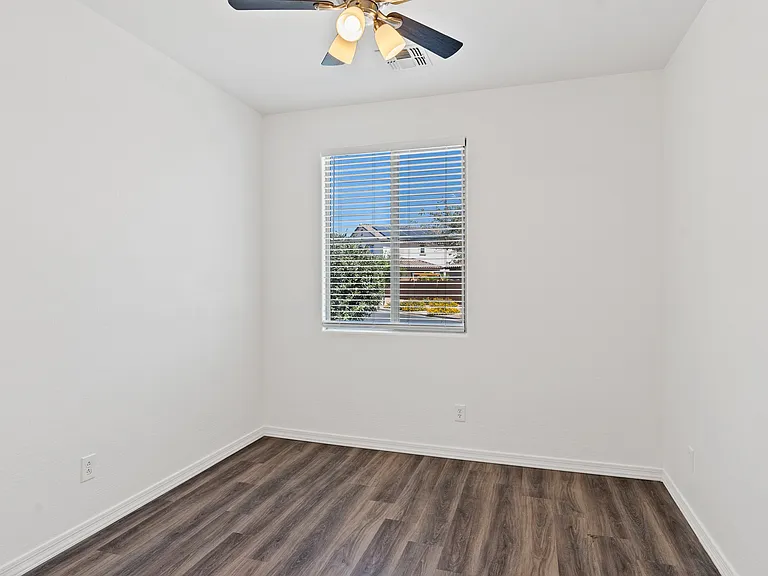 21044 E Cherrywood Dr — Photo 26