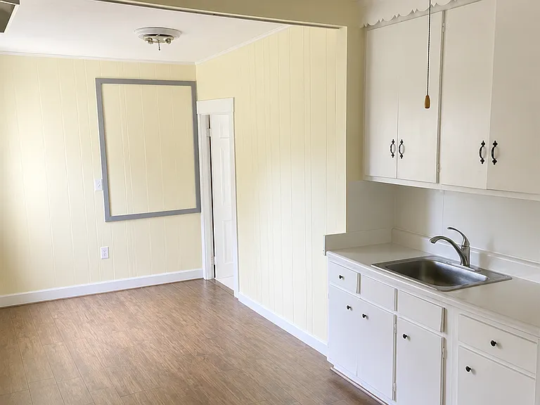 132 Willow Ave #2 — Photo 1