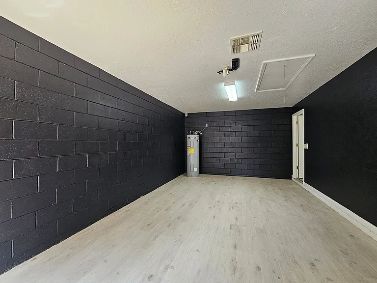 622 Brooke Ct — Photo 11
