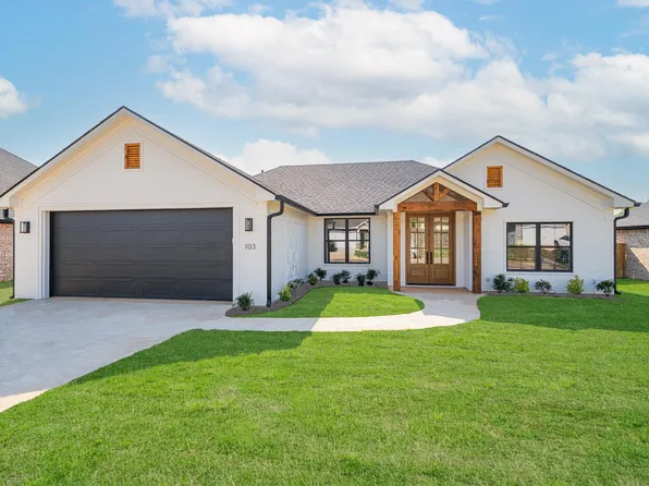 103 Mia Ln, Longview, TX 75604