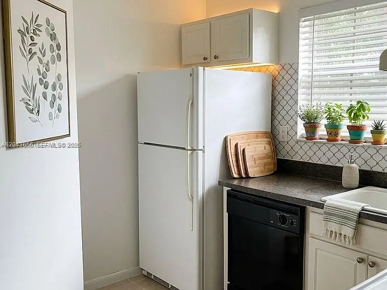 1761 NW 96th Ter #3H — Photo 3