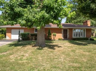 10 Sheryl Dr, Fairview Heights, IL 62208