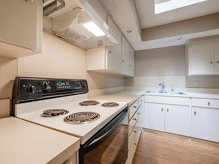 3534 Shell Ave — Photo 10