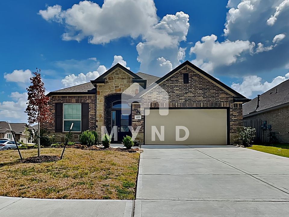 1st image of 433 Pecan Landing Ln
