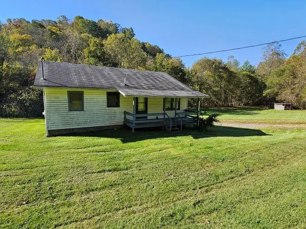 47 Old Ferry Rd, Galax, VA 24333