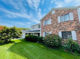 1901 David Dr, Chesterton, IN 46304