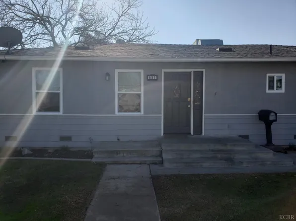 681 B St, Lemoore, CA 93245