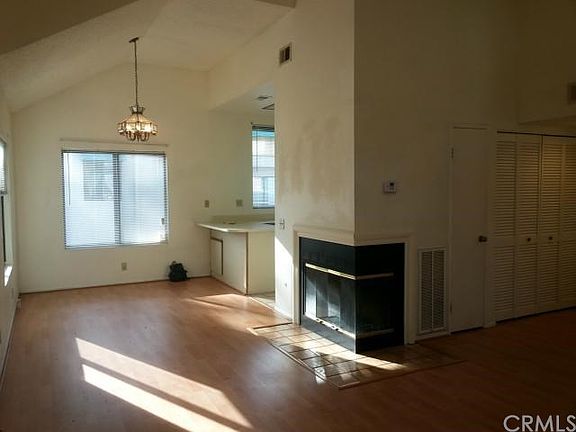 5th image of 341 Park Shadow Ct
