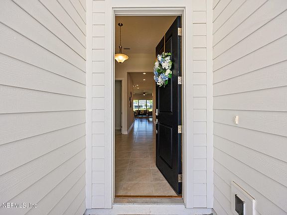5th image of 232 CAIDEN Drive