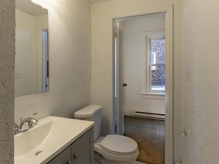 529 E Cumberland St #B — Photo 11
