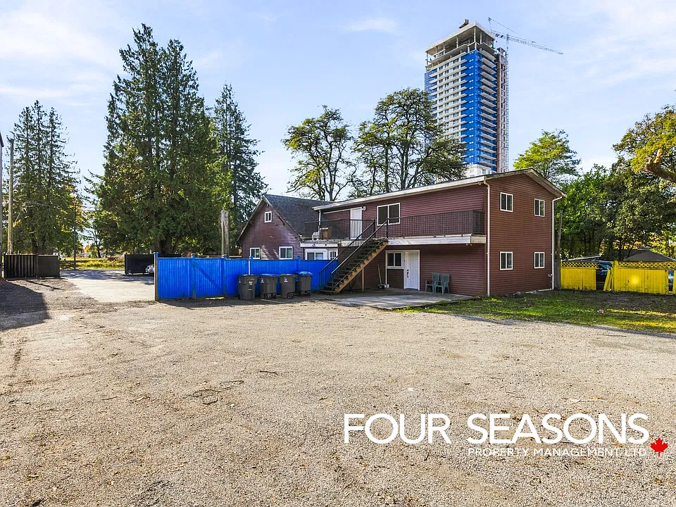 13927 104th Ave