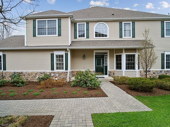 2nd image of 26 Pebble Beach Dr