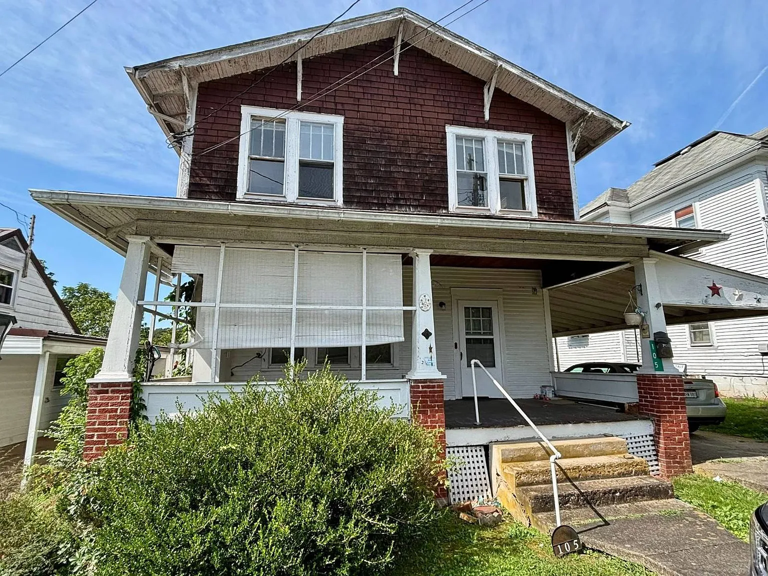 105 Water St photo 1