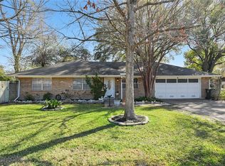 2501 McHaney Dr, Bryan, TX 77803