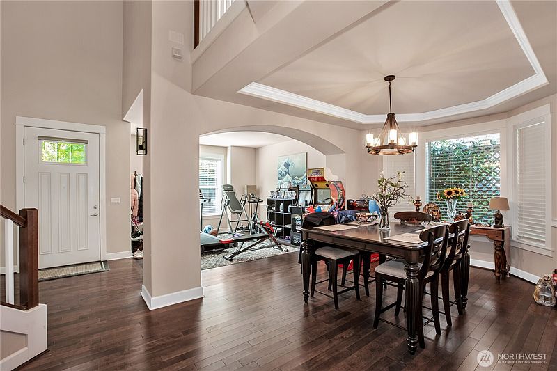 5th image of 3930 Cameron Drive NE