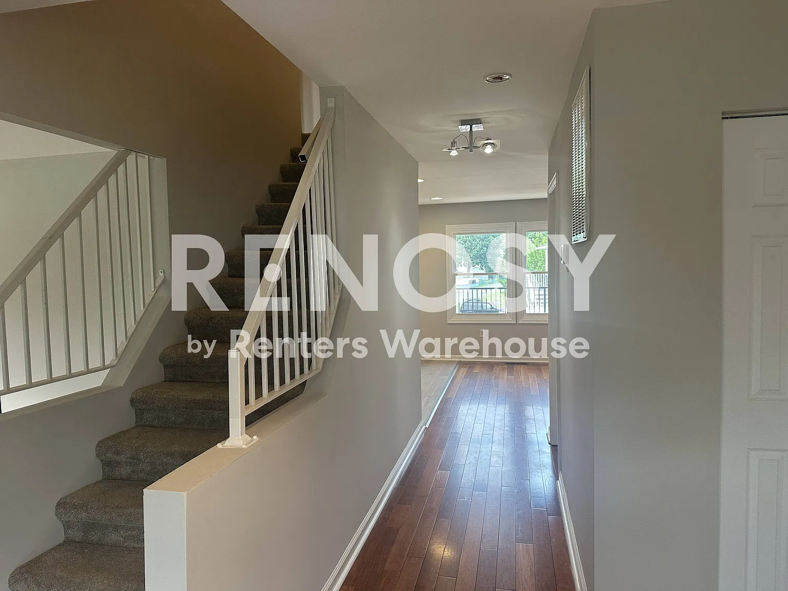 Millers Island 4BR 2.5BA Single Family Home — Photo 4