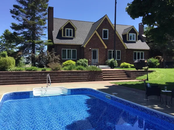 19 Montgomery Avenue, Caribou, ME 04736