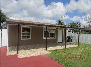 6121 Pierce St, Hollywood, FL 33024