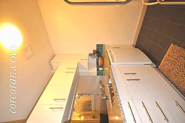 Rented by Corcoran | media 23