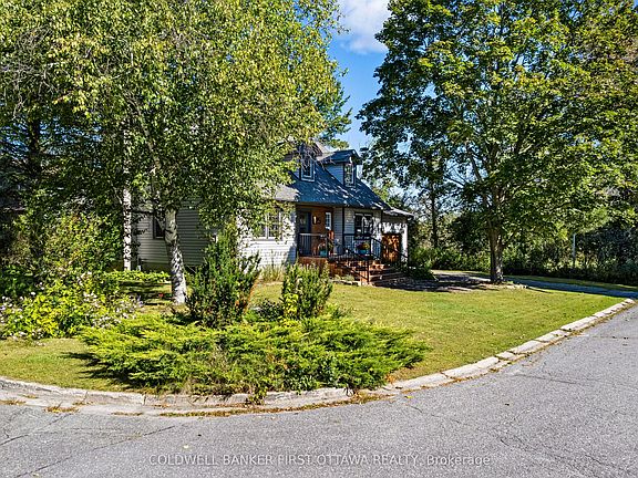 2nd image of 25 Robert Rd