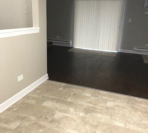 4th image of 1902 N Green Ln N APT 2B